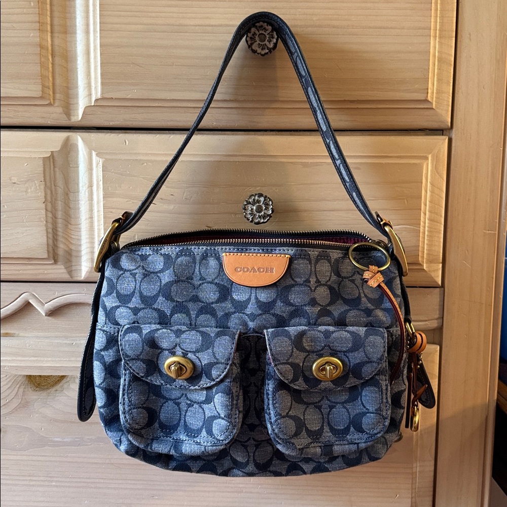 Y2K Coach Denim Shoulder Bag(perfect condition like brand new)